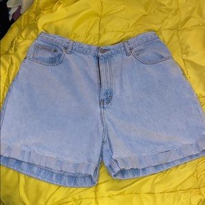 Calvin Klein Jeans high waisted “mom shorts”